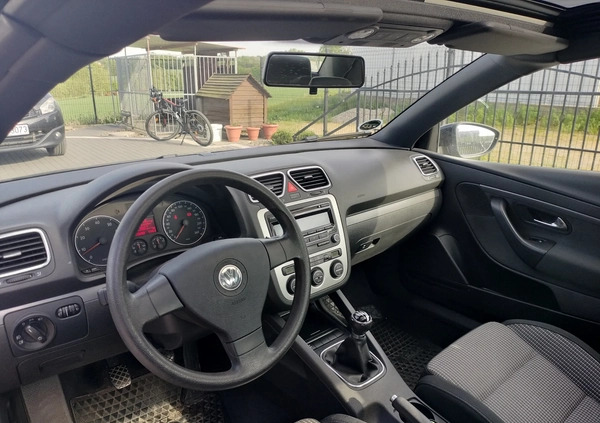 Volkswagen Eos cena 21999 przebieg: 213000, rok produkcji 2009 z Brzeziny małe 379